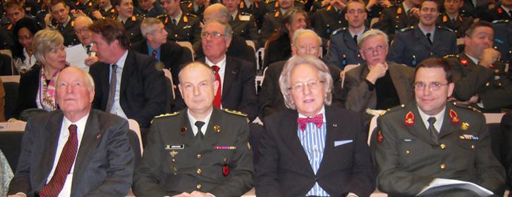 Oud-minister van Defensie Van Eekelen, Generaal-majoor Vindevogel,<br/>prof. Van der Geld en Luitenant-generaal Tieskens